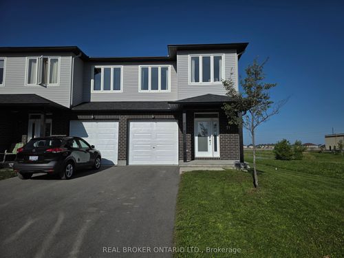 71 Mcphail Rd, Carleton Place, ON, K7C0P6 | Card Image