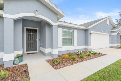 Front entrance of home | Image 1