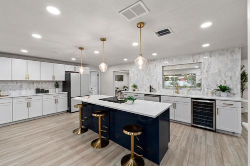 1905 Oro Ct, CLEARWATER, FL, 33764-6645 | Card Image