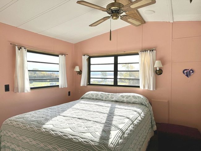 22 Empire Cir, House other with 1 bedrooms, 1 bathrooms and null parking in South Hero VT | Image 15