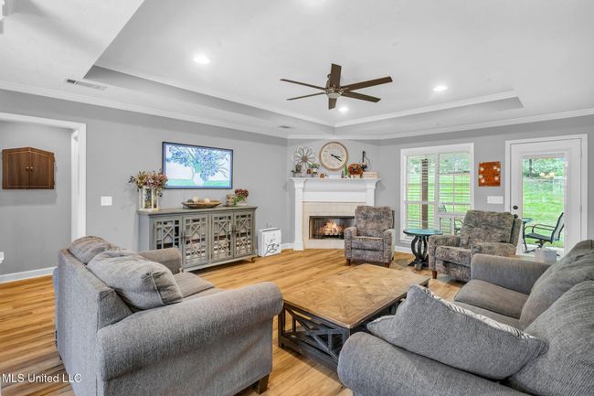 8-web-or-mls-Bradley Bianca 3007 Cross P | Image 6