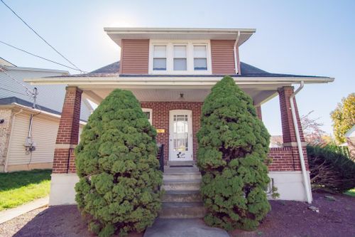 1108 5th Street, North Catasauqua Bor, PA, 18032 | Card Image