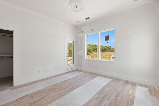 APT-13 - 1016 W Trinity Ln, House attached with 3 bedrooms, 4 bathrooms and 2 parking in Nashville TN | Image 27