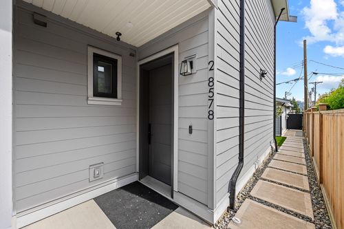 2-8578 Cartier Street, Vancouver, BC, V6P4T8 | Card Image