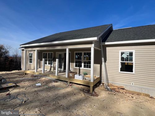 240 Howellsville Rd, FRONT ROYAL, VA, 22630-9290 | Card Image