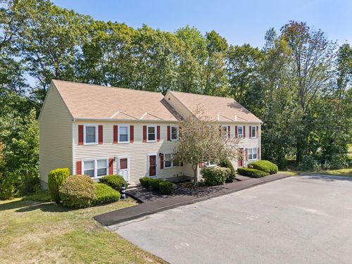 39-39 Powder Mill Drive, Kennebunk, ME, 04043 | Card Image