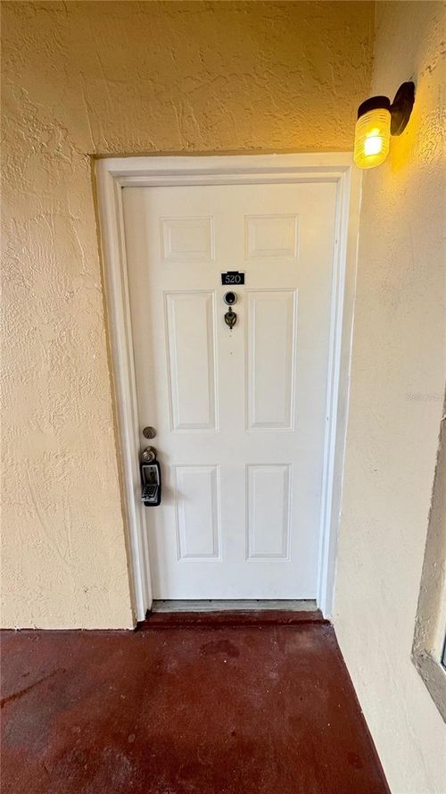 apt-520-15300 Sw 106th Ter, Miami, FL, 33196-2748 | Card Image