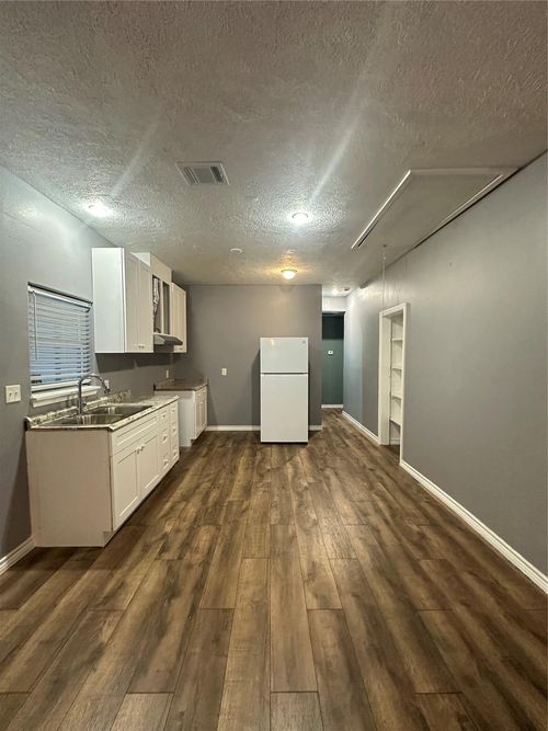 8611 Findlay St, Houston, TX, 77017-3336 | Card Image