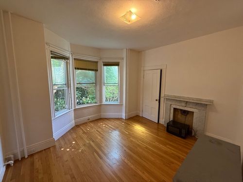 apt-1-29 Conway St, Boston, MA, 02131-1635 | Card Image