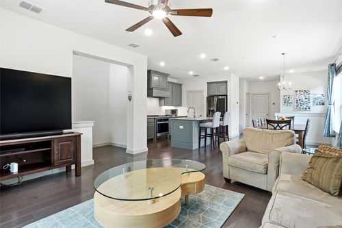 520 Ballustrade Dr, Irving, TX, 75039-1260 | Card Image