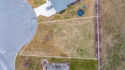 8312 Doubletree Dr N, Crown Point, IN, 46307 | Card Image