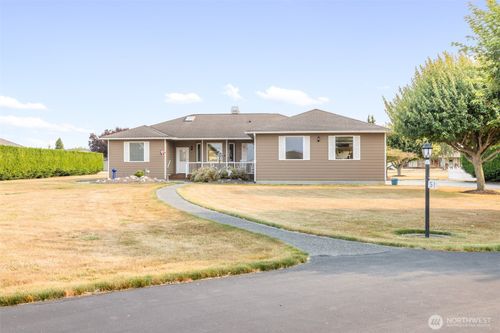 51 John Carl Road, Sequim, WA, 98382 | Card Image
