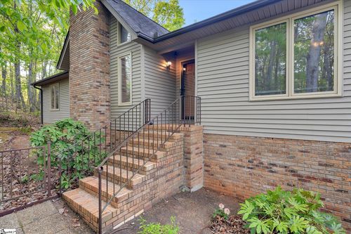 120 Packs Mountain Ridge Road, Taylors, SC, 29687 | Card Image