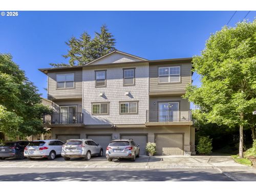 8656 Ne Delamere Way, Hillsboro, OR, 97006-9226 | Card Image