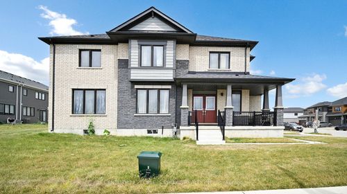 38 Stanley Ave, Caledonia, ON, N3W0J8 | Card Image