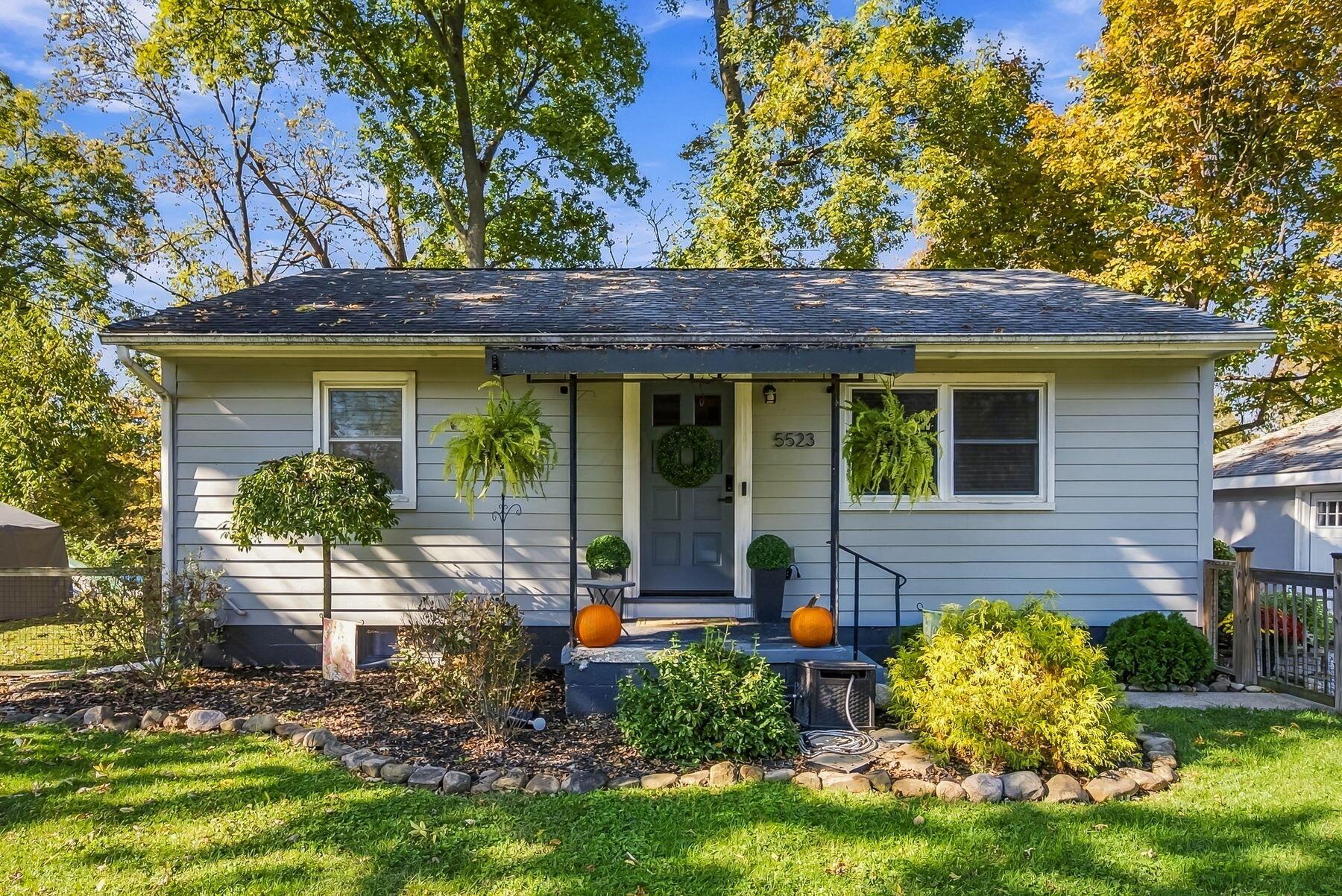 5523 Walnut View Blvd, For Sale in Columbus - eXp Realty