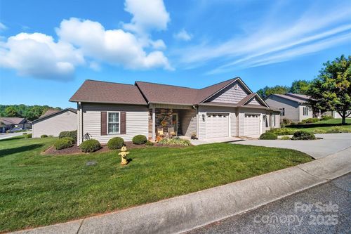 unit-u1-505 2nd Street Pl Ne, Conover, NC, 28613-2056 | Card Image