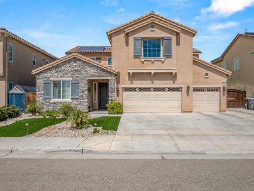 2127 Chennault Ave, Clovis, CA, 93611-6888 | Card Image