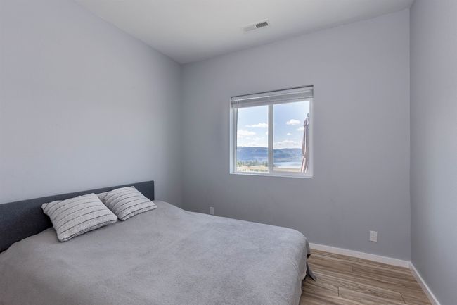 39725 Overlook Ln N, House other with 3 bedrooms, 2 bathrooms and null parking in Seven Bays WA | Image 23