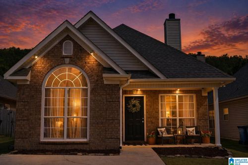 2488 Forest Lakes Ln, STERRETT, AL, 35147-8160 | Card Image