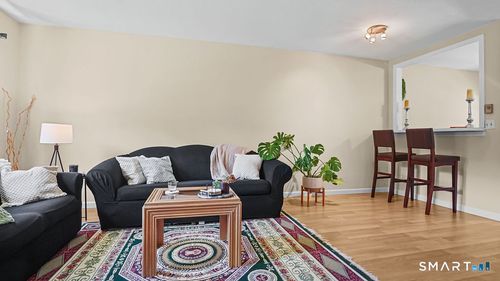 18-56 Elm St, Enfield, CT, 06082-3655 | Card Image
