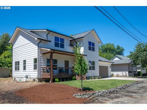 1306 Nw Whipple Ave, Roseburg, OR, 97471-1863 | Card Image
