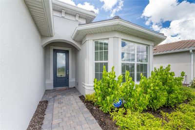 9982 Beachwalk Drive, House other with 3 bedrooms, 3 bathrooms and null parking in Englewood FL | Image 3