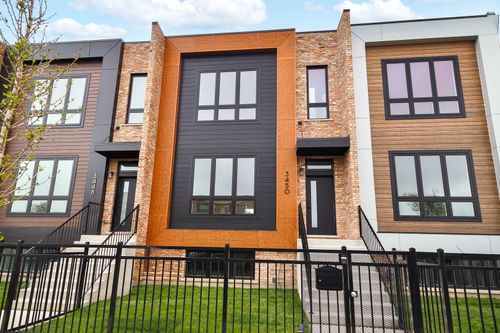3516 N Central Ave, Chicago, IL, 60634-4424 | Card Image