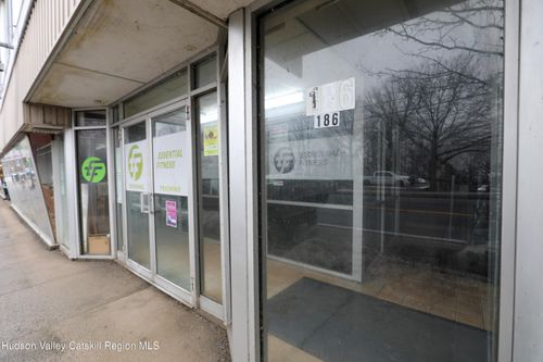 2d-184-186 Broadway, Port Ewen, NY, 12466 | Card Image