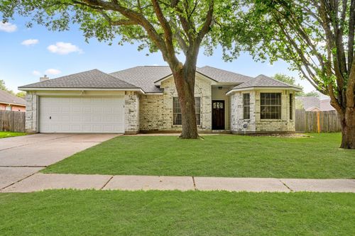 1242 Hunter Wood Dr, League City, TX, 77573-5255 | Card Image