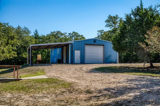 2080 Dead End Ln, Home with 2 bedrooms, 2 bathrooms and null parking in Ledbetter TX | Image 6