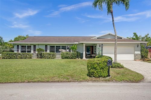 2525 Sw 86th Ave, Davie, FL, 33324-5761 | Card Image