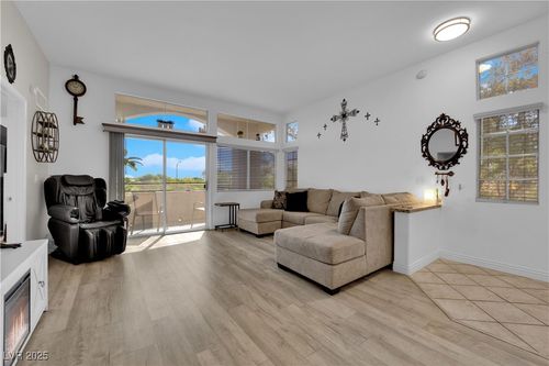 2103-3125 N Buffalo Dr, Las Vegas, NV, 89128-7837 | Card Image