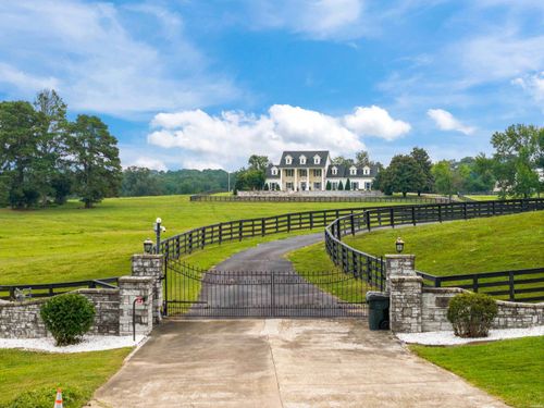 6425 Airport Rd, Bonnerdale, AR, 71933-6612 | Card Image