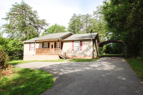 2464 Mcminnville, Sparta, TN, 38583 | Card Image