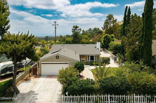 13949 Tucker Ave, Sylmar, CA, 91342-1928 | Card Image