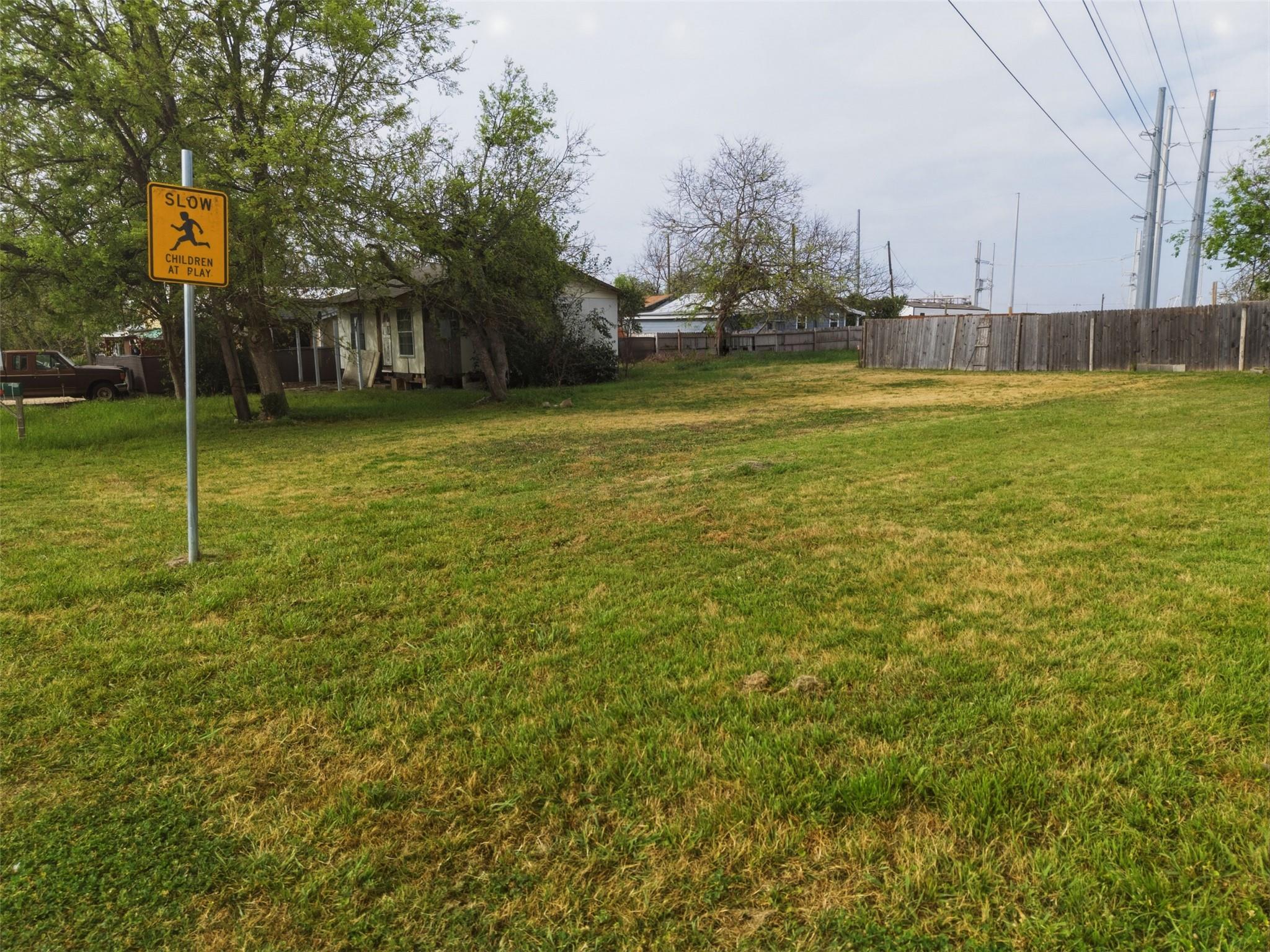 Land in Taylor 4