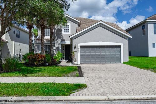 2029 Fairmont Ln, NAPLES, FL, 34120-4574 | Card Image