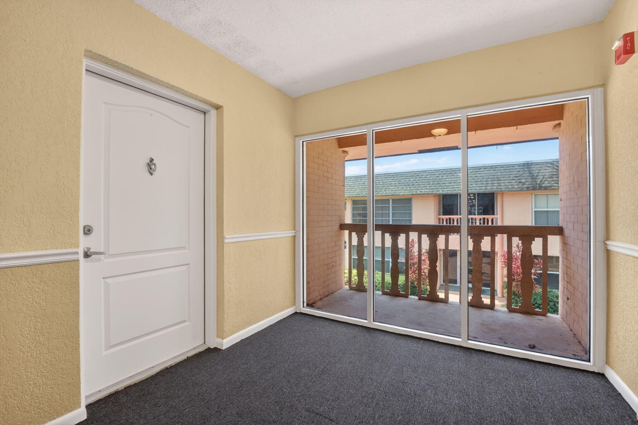 Residential Lease in Deerfield Beach 4