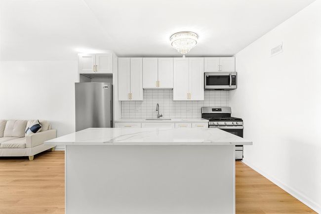 APT-11B - 7002 Kennedy Blvd, Condo with 1 bedrooms, 2 bathrooms and null parking in Guttenberg NJ | Image 12