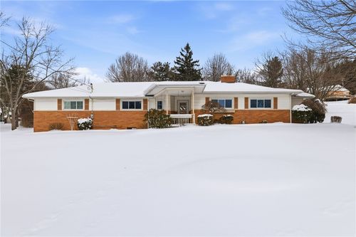 214 Sunset Dr, New Castle, PA, 16105-3110 | Card Image