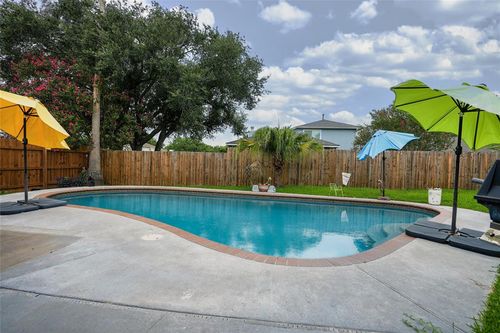 1103 W Brompton Dr, Pearland, TX, 77584-2203 | Card Image