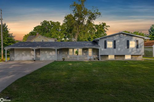 906 Westland Dr, Burlington, IA, 52601-1564 | Card Image