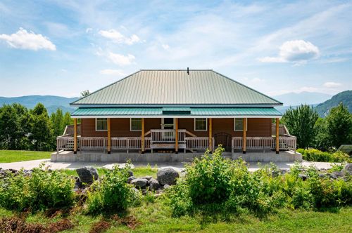 3 Grandview Dr, Berlin, NH, 03570-1500 | Card Image