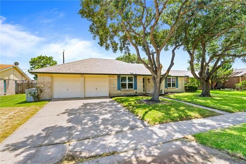 4513 Snead Dr, Corpus Christi, TX, 78413-2114 | Card Image