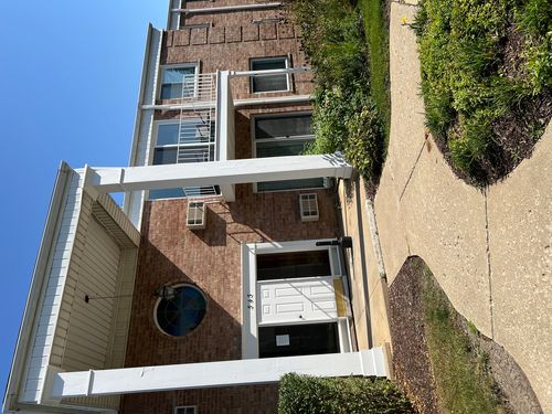 apt-112e-543 Burlington Ave, Downers Grove, IL, 60515-5102 | Card Image