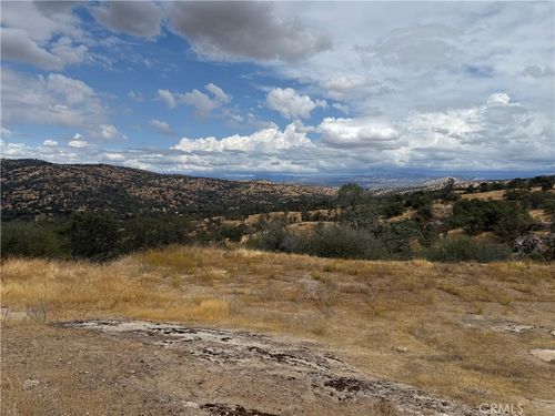 1572 Lilley Mountain Drive, Coarsegold, CA, 93614 | Card Image