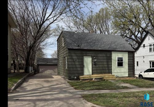 413 S West Ave Avenue, Sioux Falls, SD, 57104 | Card Image