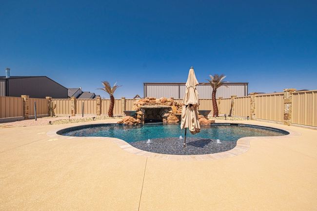 7113 E County Road 114, House other with 4 bedrooms, 4 bathrooms and 3 parking in Midland TX | Image 71