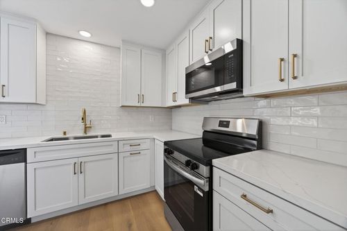 151 W Bay Blvd, Port Hueneme, CA, 93041-1825 | Card Image